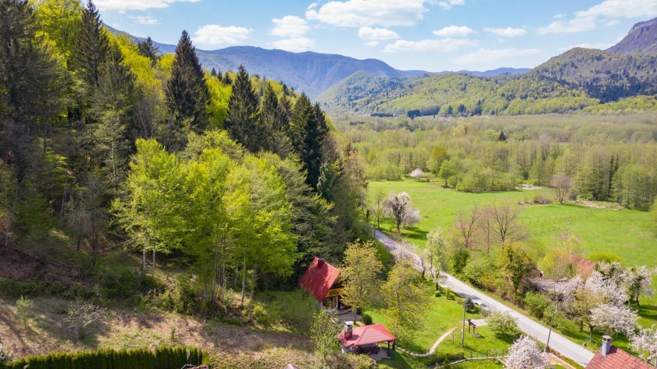 Holiday Home Vesna Brod na Kupi Kültér fotó